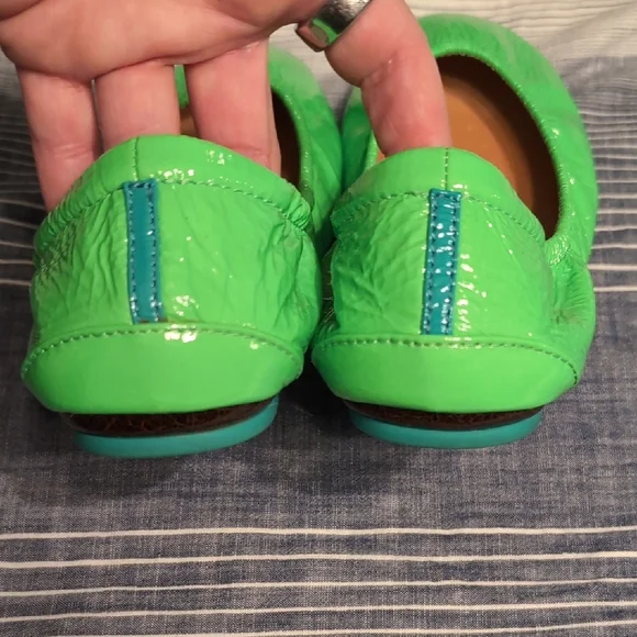 Tieks Green Ballet Flats Vibrant Slip-On Shoes - Picture 2 of 7